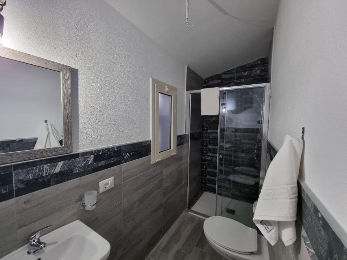 Suite Cornelia Santa Teresa Gallura Buitenkant foto