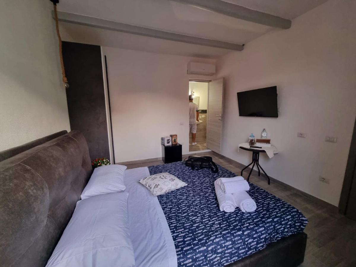 Suite Cornelia Santa Teresa Gallura Buitenkant foto